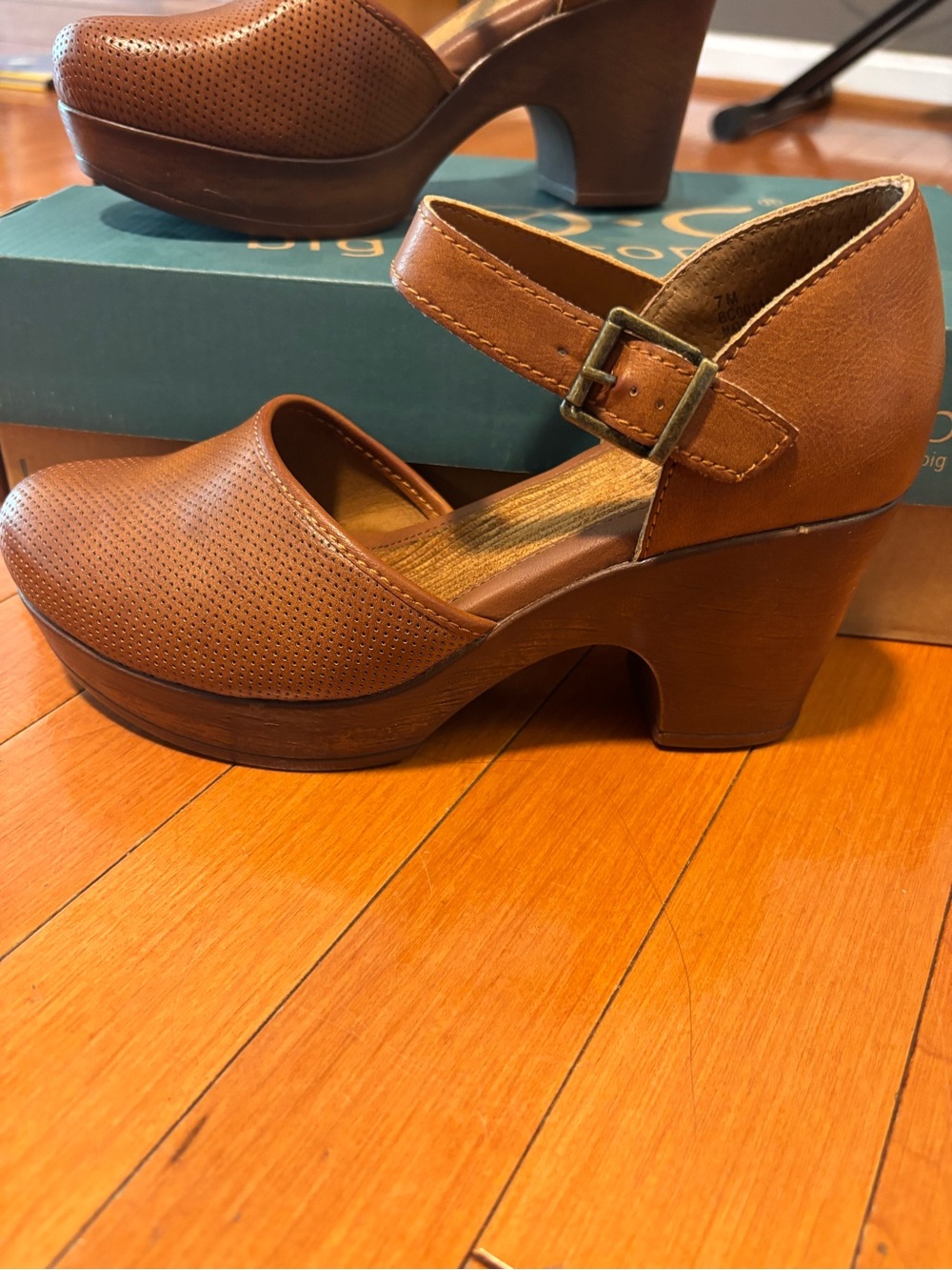 Women’s Brown Leather Platform Heels
